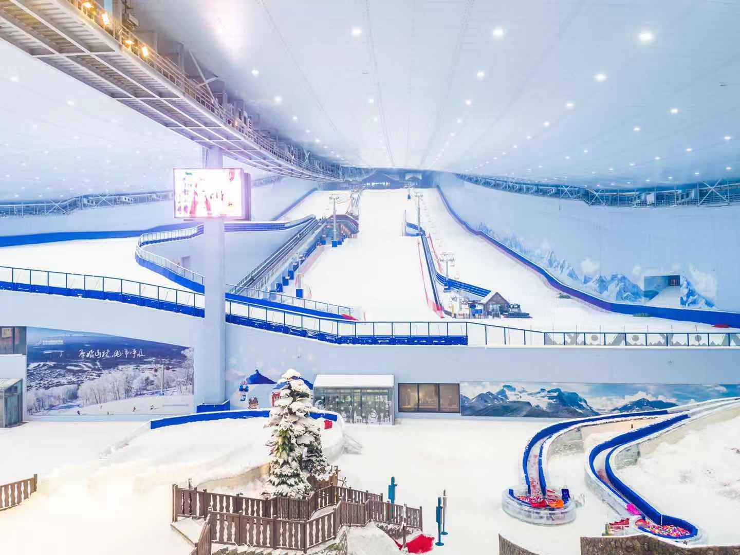 预赛、计时赛、PK赛，首支融创滑雪学校青少年竞技队诞生