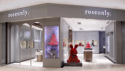 高端鲜花领域绝对领先，ROSEONLY晋身奢侈品之路
