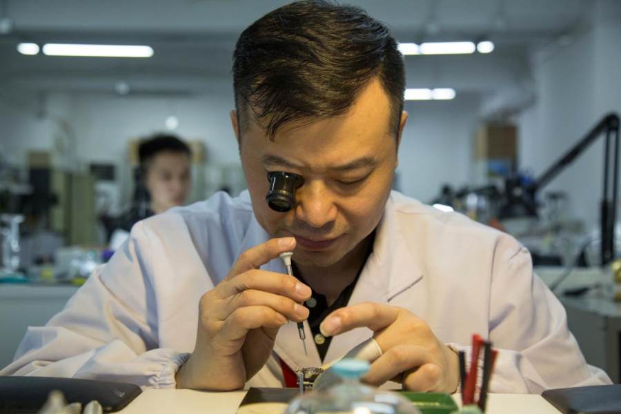 名表维修保养需谨慎，万表名匠打造放心平台